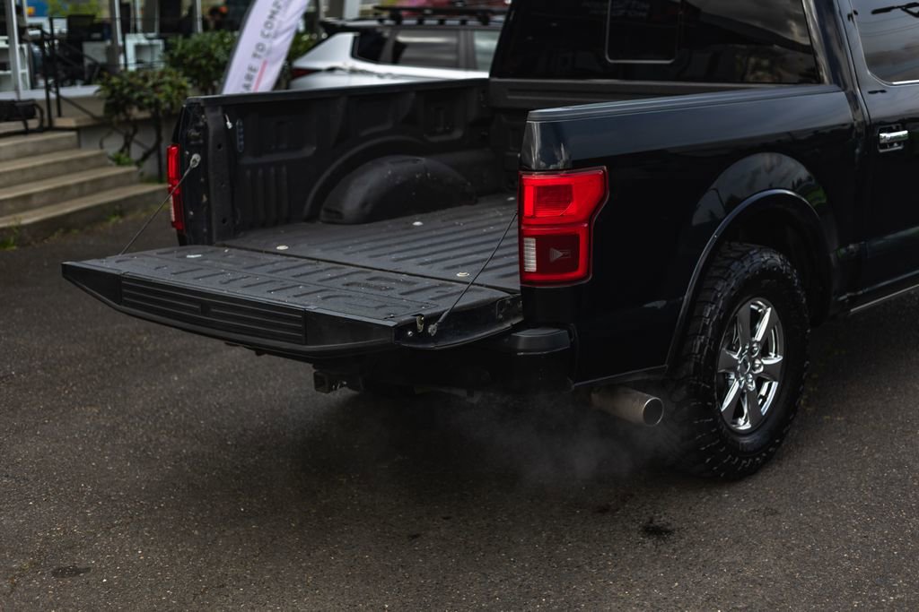 Used 2018 Ford F150 Platinum w/ Technology Package AWD/4WD image 9