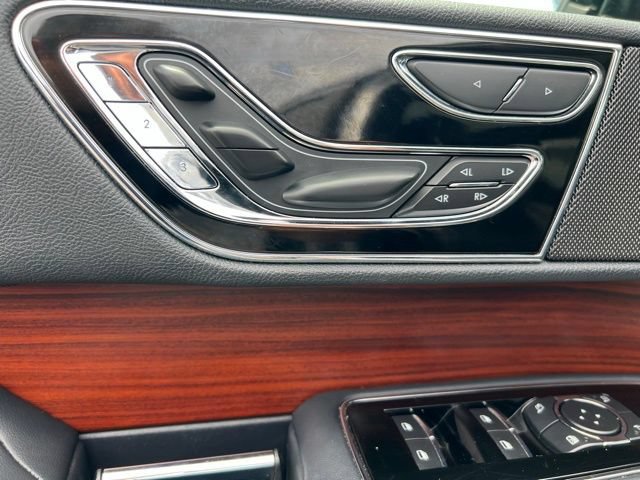 Used 2022 Lincoln Navigator L Reserve RWD image 26