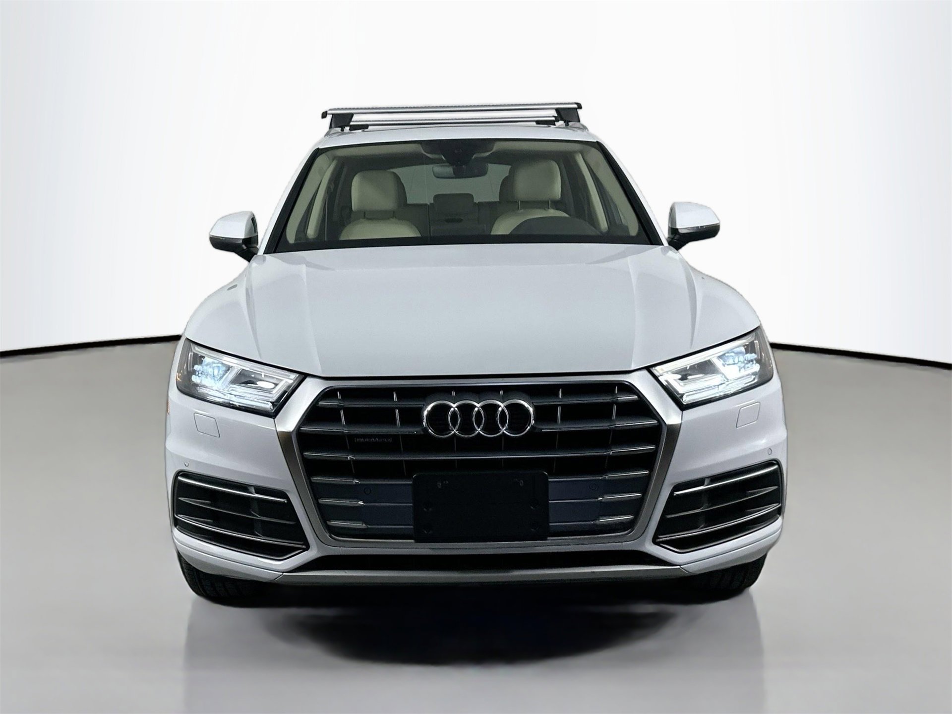 Used 2020 Audi Q5 2.0T Premium Plus w/ Premium Plus Package image 2