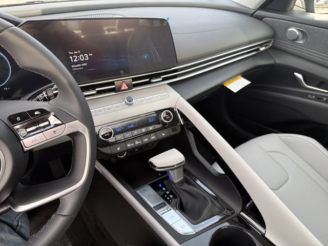 New 2026 Hyundai Elantra Limited image 26