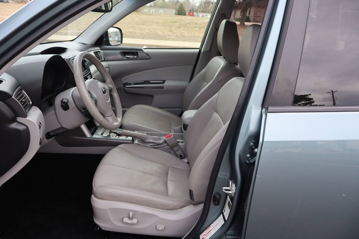 Used 2011 Subaru Forester 2.5X Limited w/ Utility Pkg image 19