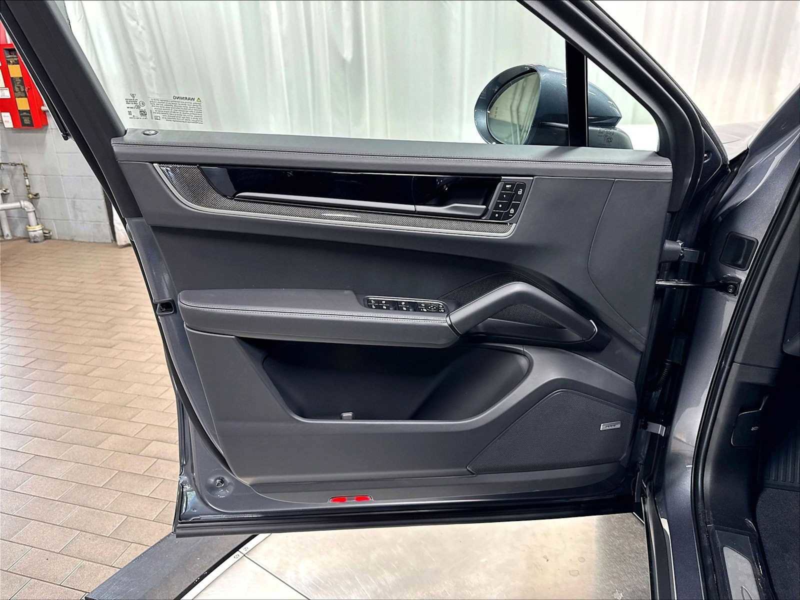 New 2026 Porsche Cayenne S AWD/4WD image 22