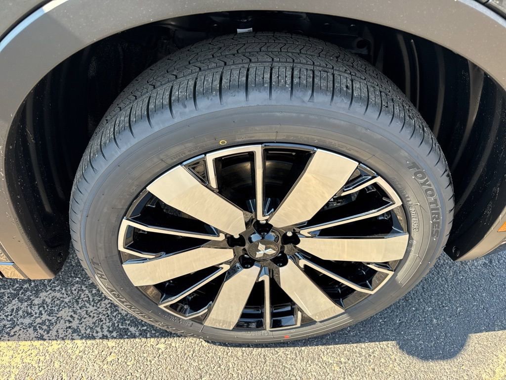 New 2026 Mitsubishi Outlander SEL FWD image 39