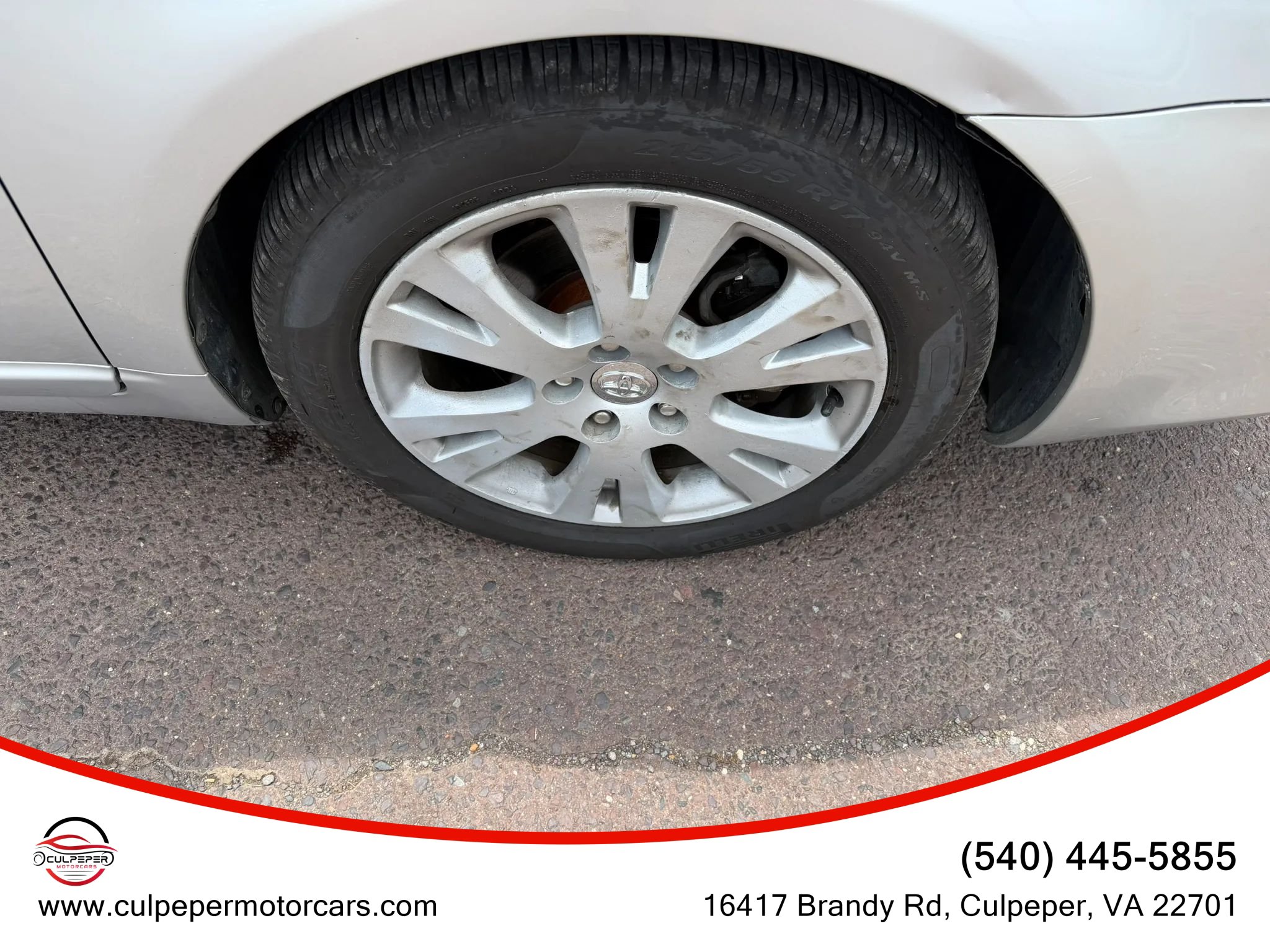 Used 2010 Toyota Avalon XLS FWD image 25