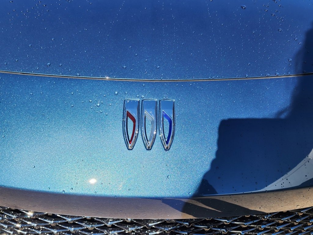 New 2026 Buick Envista Avenir image 10
