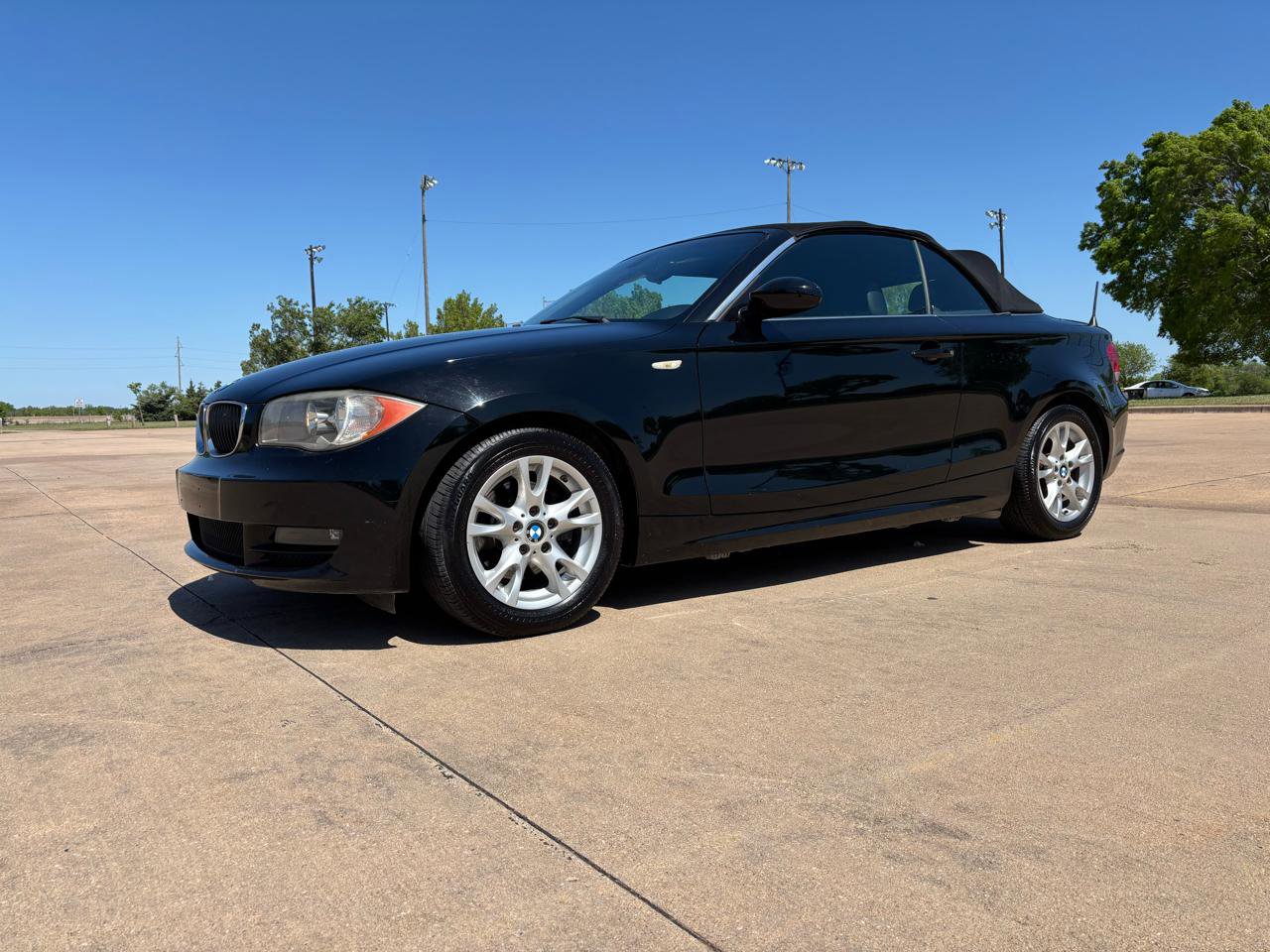 Used 2008 BMW 128i Convertible image 14