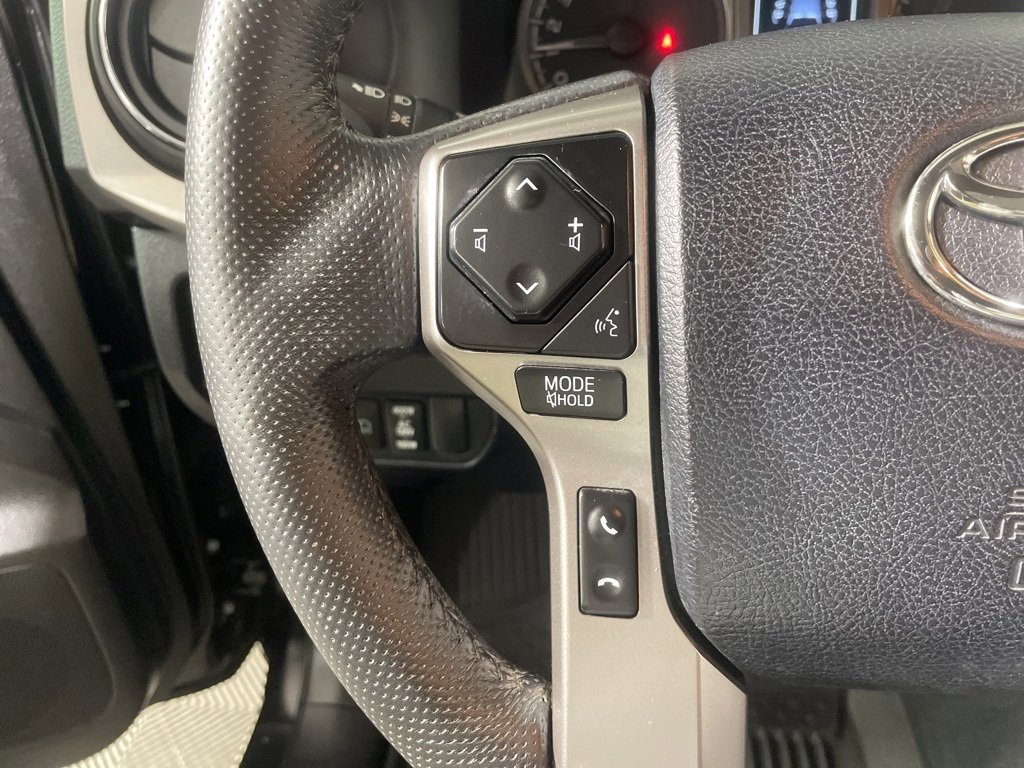 Used 2023 Toyota Tacoma Limited image 11