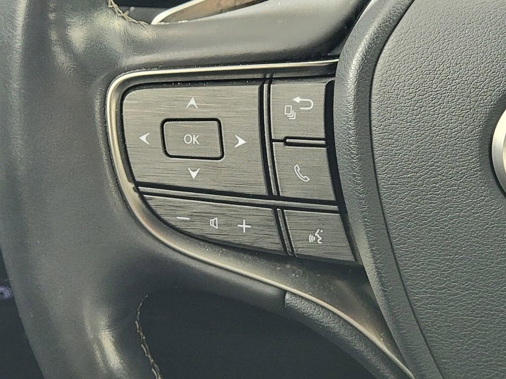 Used 2018 Lexus LS 500h AWD w/ Accessory Package (Z2) image 30