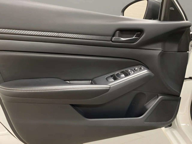 Used 2026 Nissan Altima 2.5 SV FWD image 14