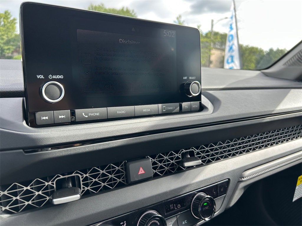 New 2025 Honda Accord SE image 19