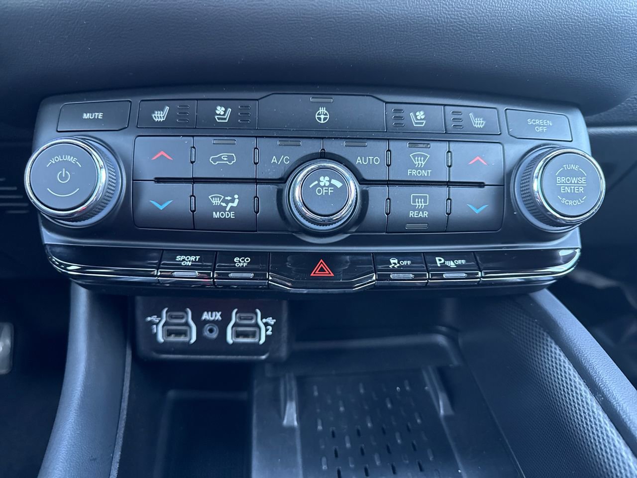 Used 2025 Dodge Durango R/T image 22