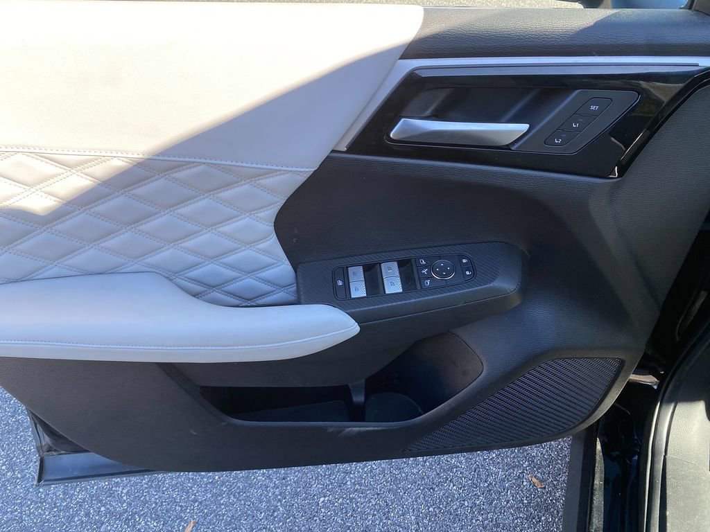 Used 2023 Mitsubishi Outlander SEL image 11