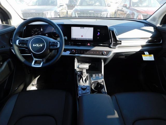 Used 2025 Kia Sportage SX image 18