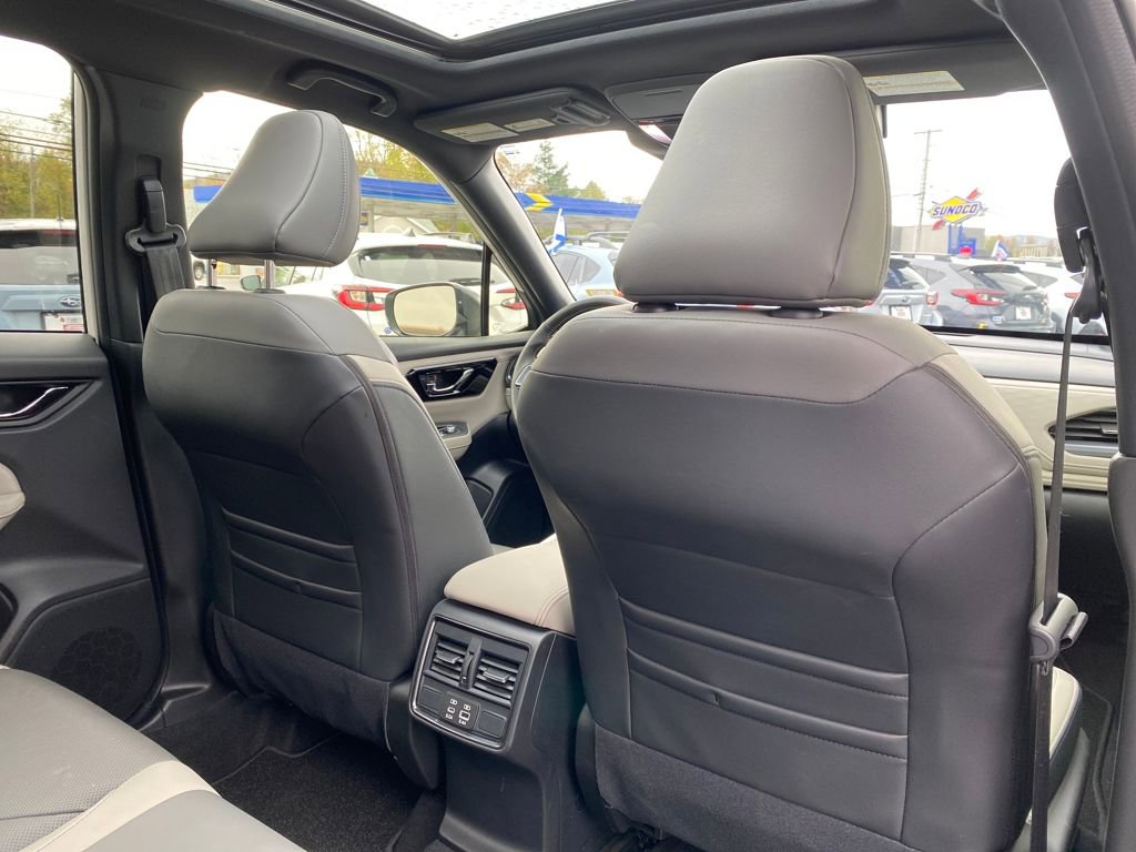 Certified 2025 Subaru Forester Limited image 36