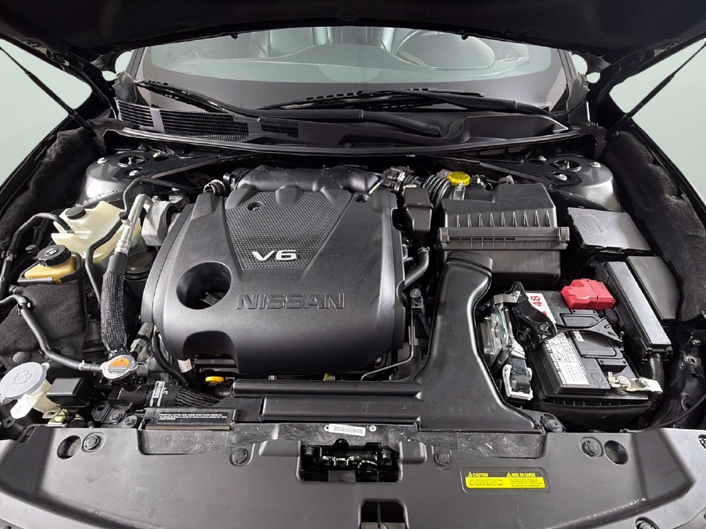 Used 2022 Nissan Maxima SR w/ Sport Mat Group FWD image 37
