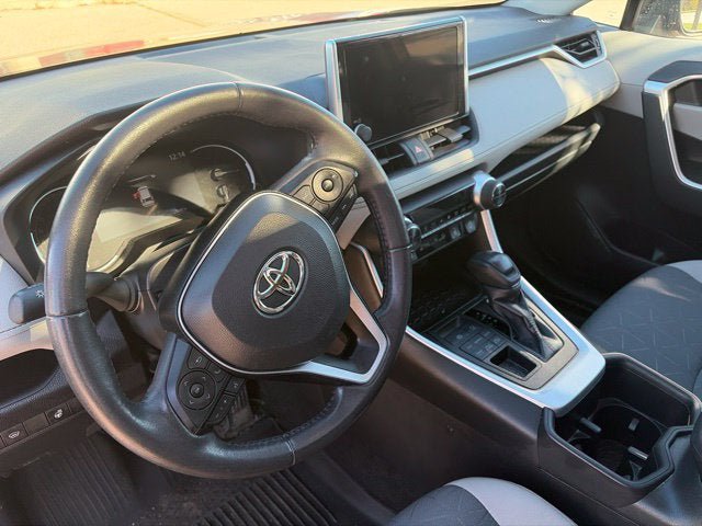 Used 2023 Toyota RAV4 XLE w/ Convenience Package AWD/4WD image 14