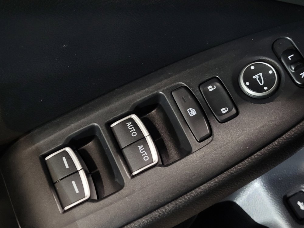 Used 2018 Honda Accord Touring image 27