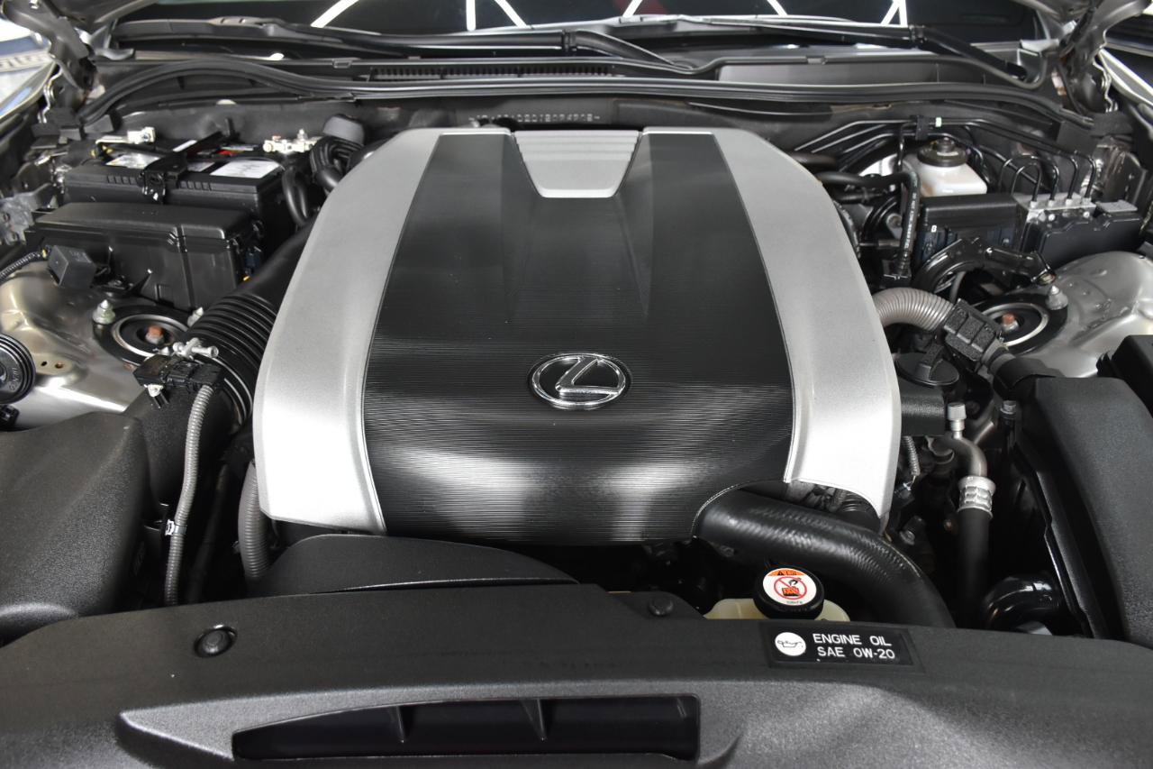 Used 2018 Lexus IS 300 F Sport image 39