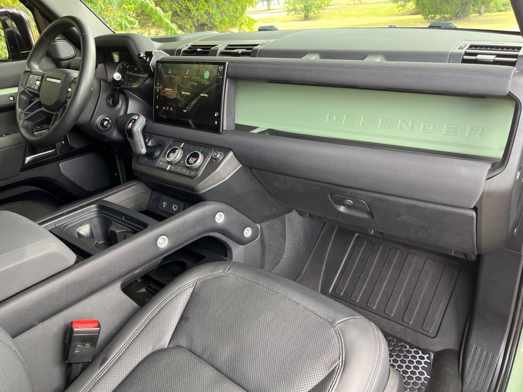 Used 2023 Land Rover Defender 110 75th Limited Edition AWD/4WD image 72