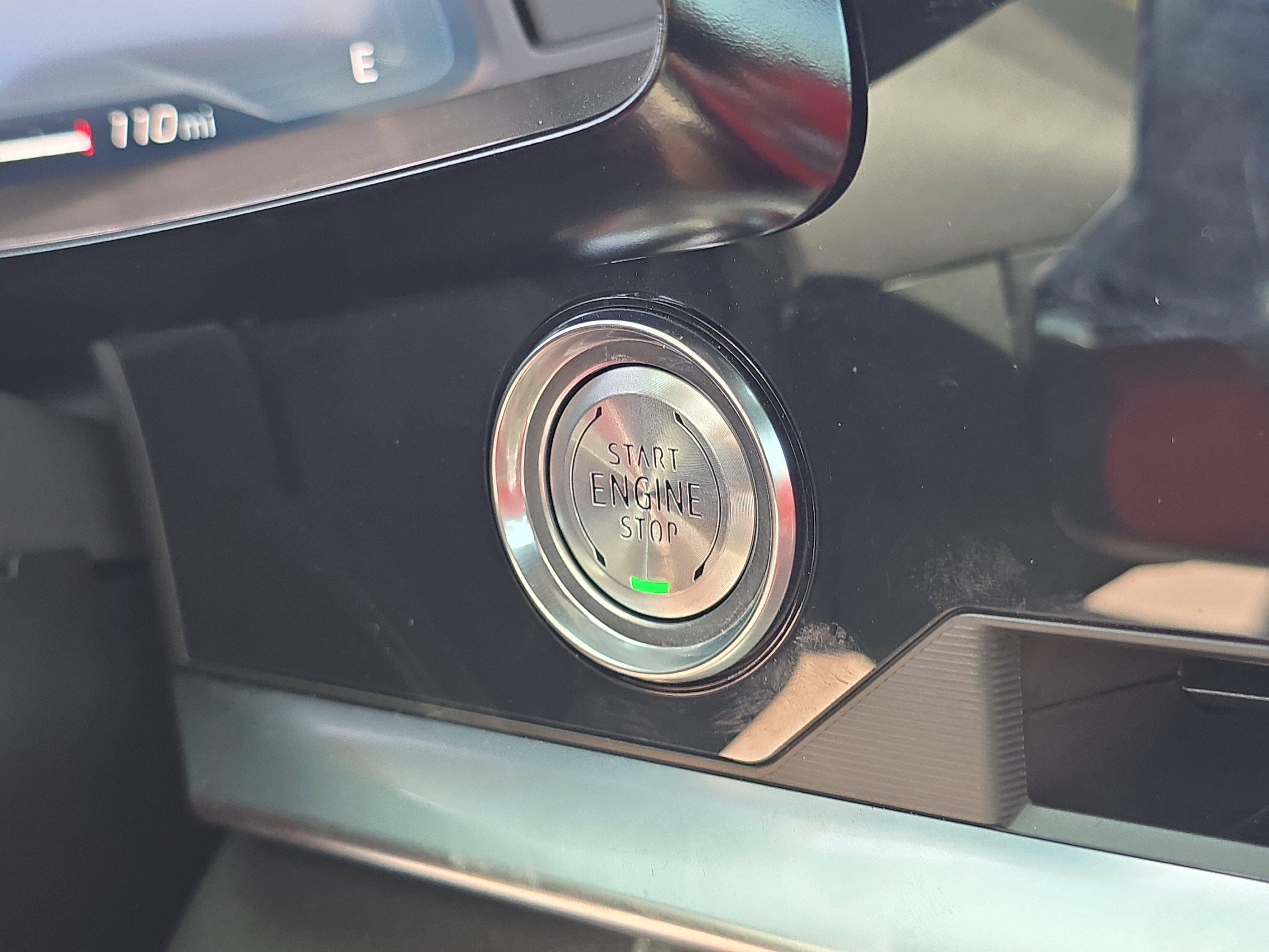 Used 2025 Chevrolet Corvette Z06 image 25