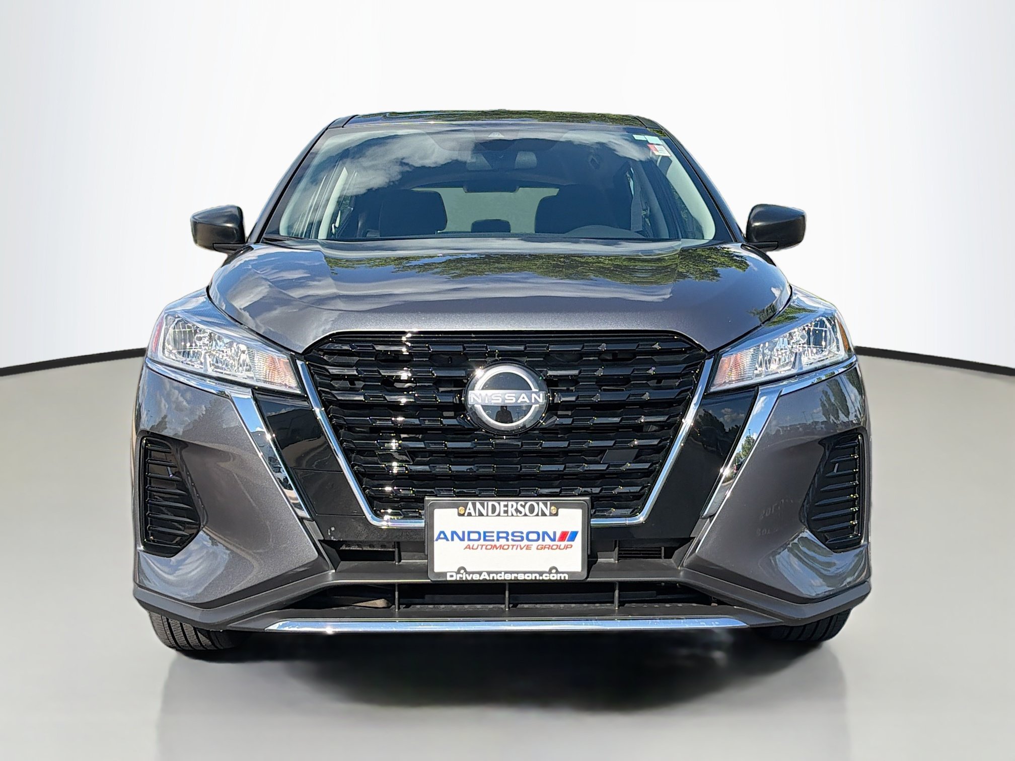 Used 2023 Nissan Kicks S FWD image 15