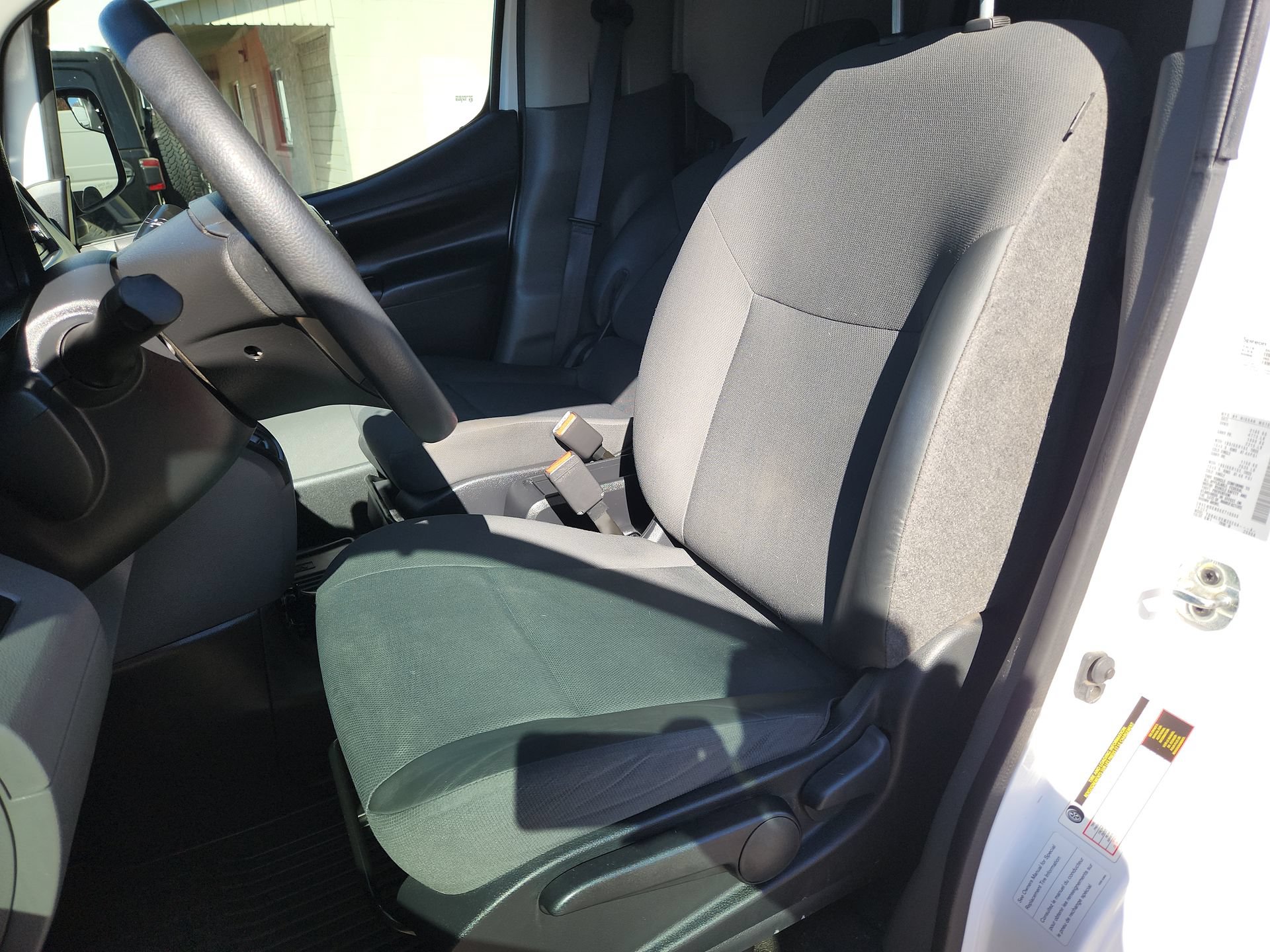 Used 2019 Nissan NV200 S FWD image 13