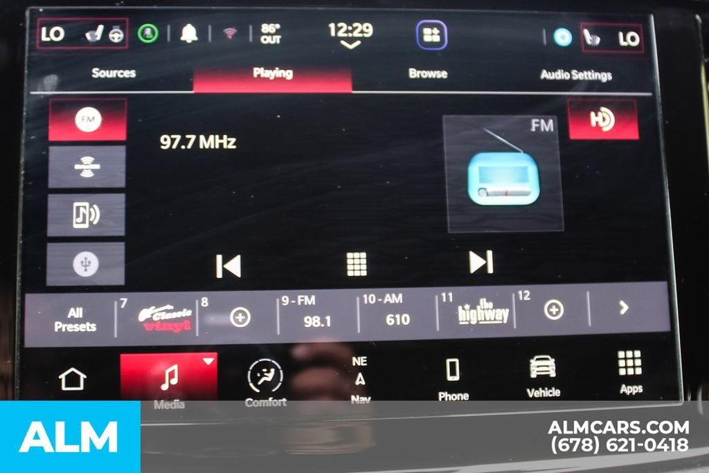 Used 2025 Dodge Durango GT AWD/4WD image 35