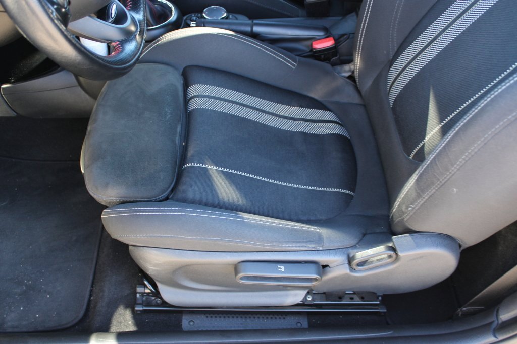 Used 2019 MINI Cooper John Cooper Works w/ Driver Assistance Package image 25