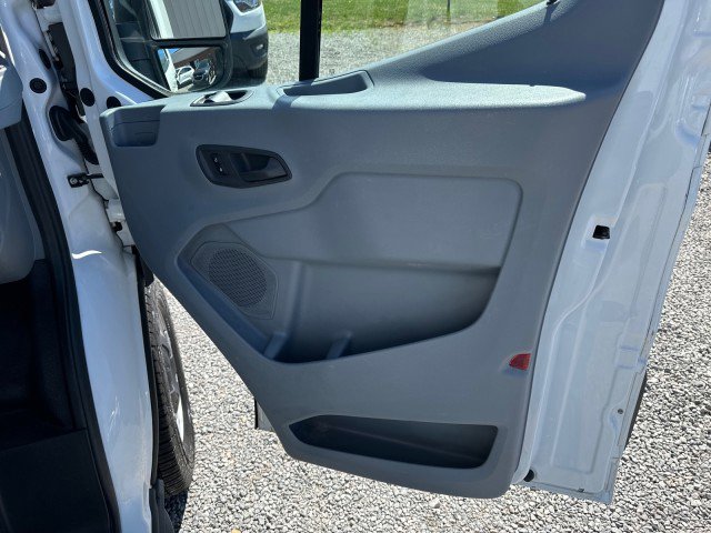 Used 2017 Ford Transit 250 130 Low Roof image 32