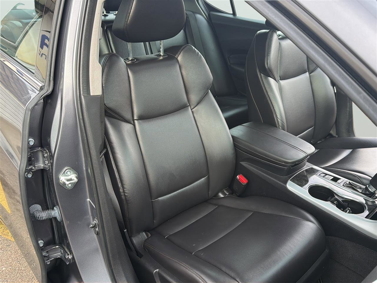 Used 2020 Acura TLX FWD image 15