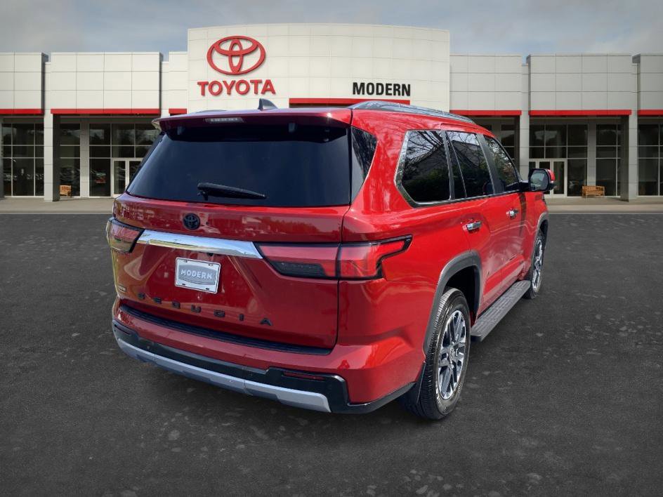 Used 2024 Toyota Sequoia Limited w/ Tow Technology Package RWD image 5