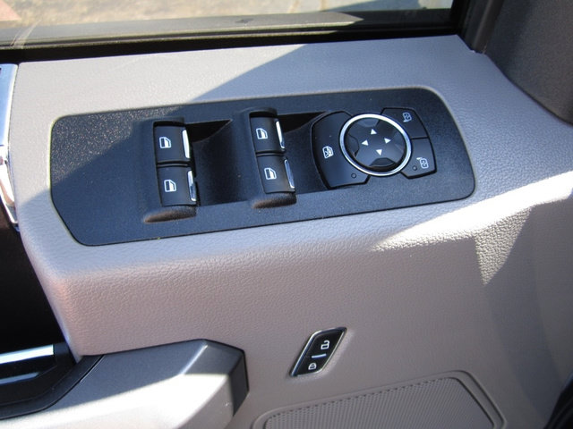 Used 2019 Ford F150 XLT w/ Trailer Tow Package AWD/4WD image 11