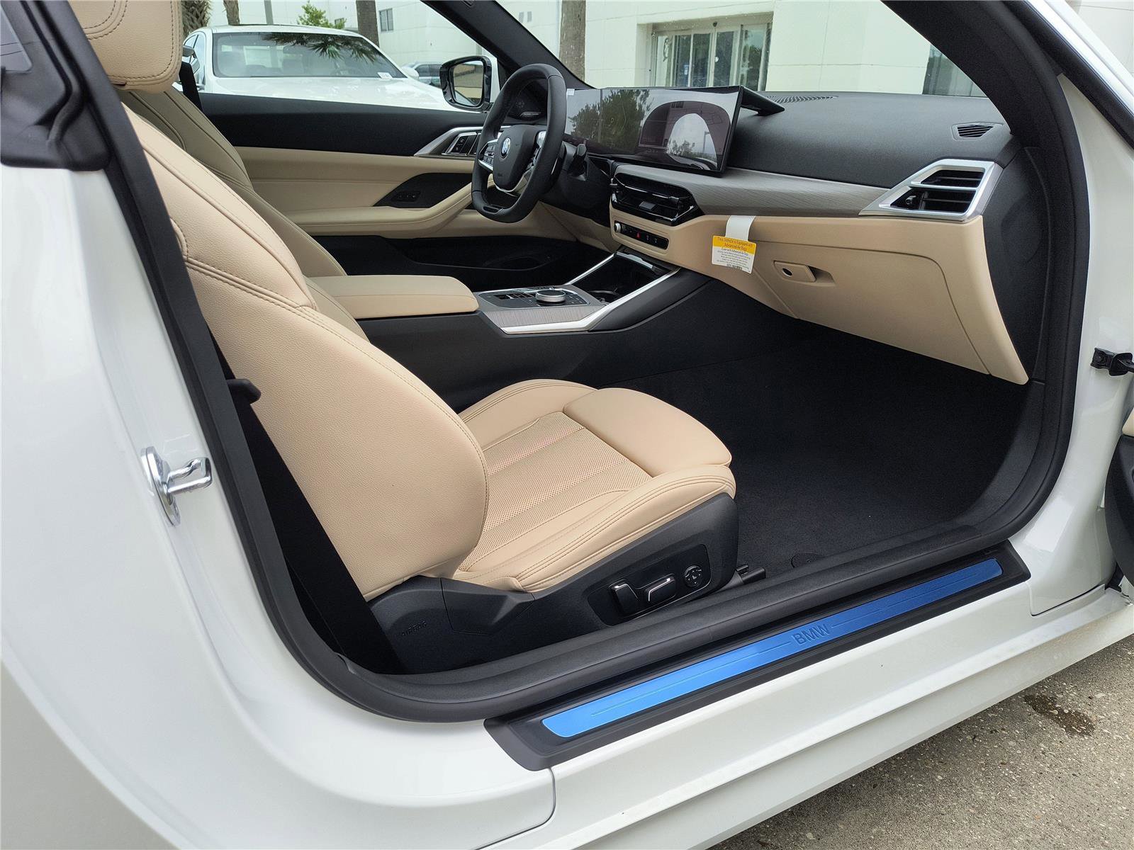 Used 2026 BMW 430i Coupe w/ Premium Package image 12