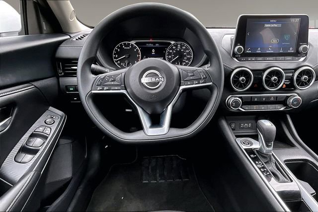 Used 2025 Nissan Sentra SV image 8