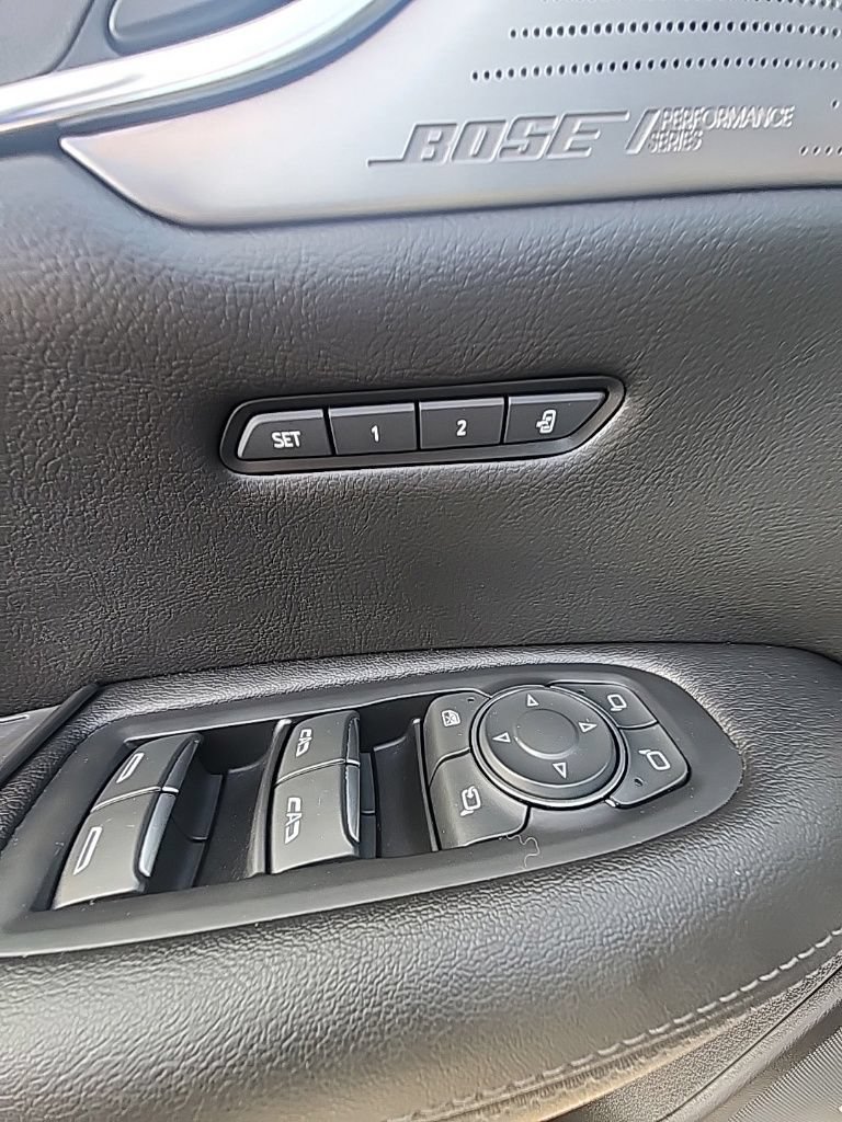 Used 2023 Cadillac XT5 Premium Luxury AWD/4WD image 23