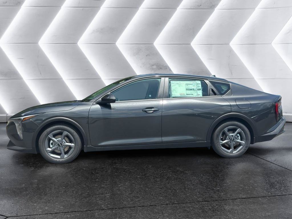 New 2026 Kia K4 FWD image 8