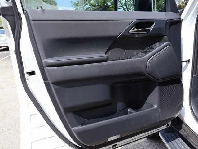 Used 2024 Lexus GX 550 w/ Accessory Package (2T) AWD/4WD image 25