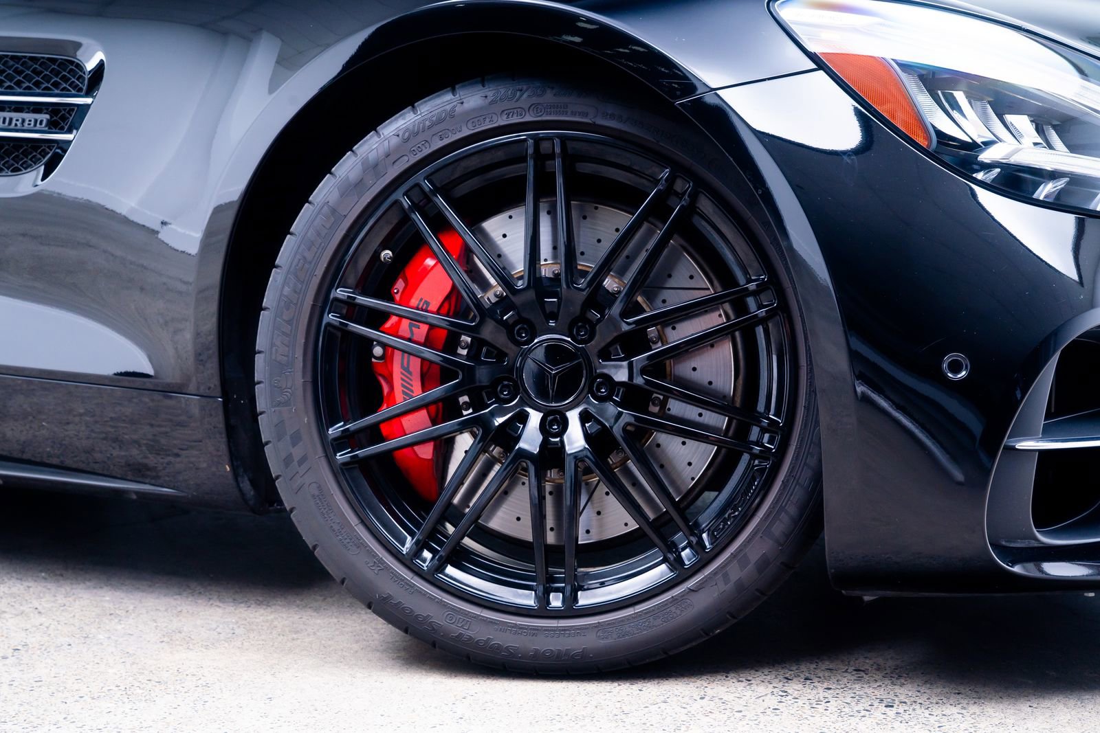 Used 2020 Mercedes-Benz AMG GT C image 8