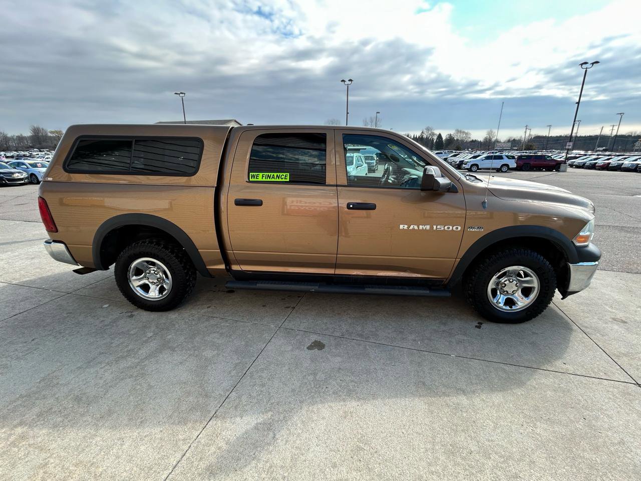 Used 2011 RAM 1500 ST w/ SXT Appearance Group AWD/4WD image 4