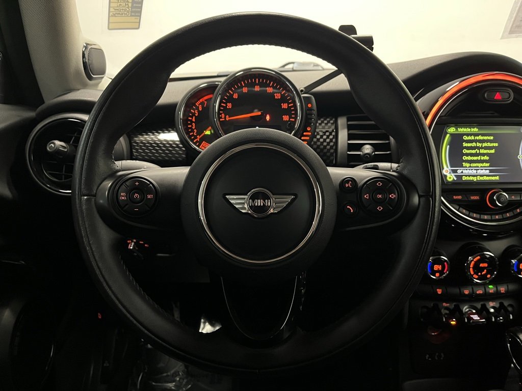 Used 2017 MINI Cooper S image 6