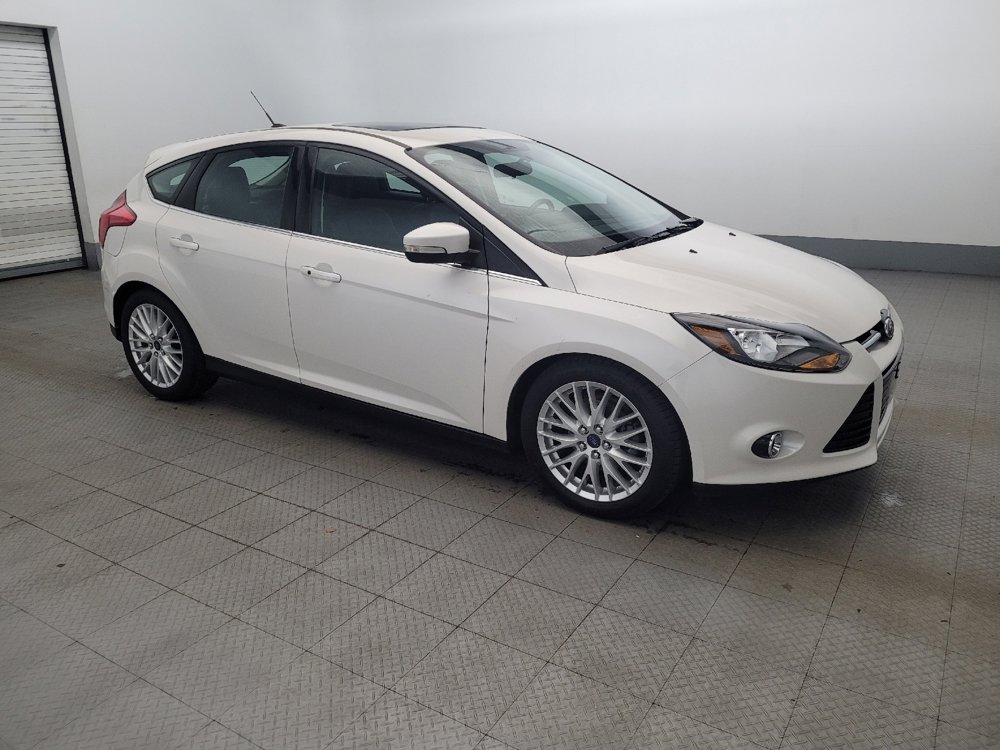 Used 2014 Ford Focus Titanium FWD image 11