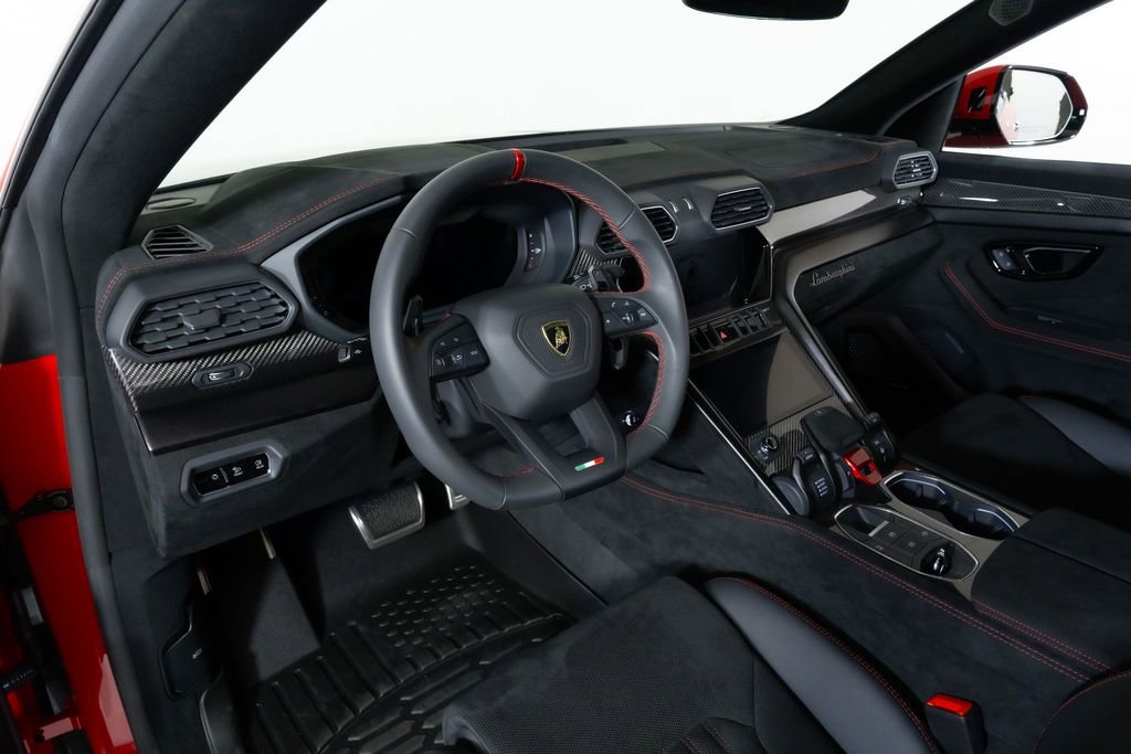 Used 2024 Lamborghini Urus Performante image 4