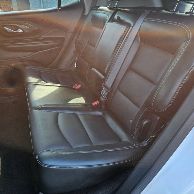 Used 2024 GMC Terrain SLT AWD/4WD image 21
