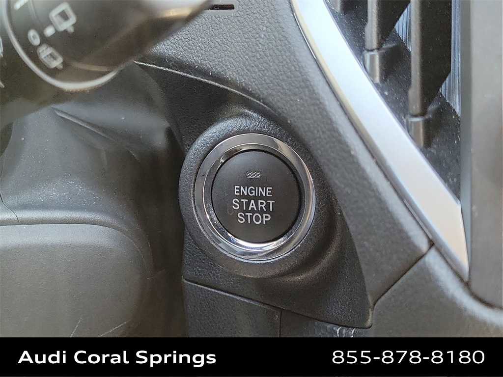 Used 2019 Subaru Forester Touring image 27