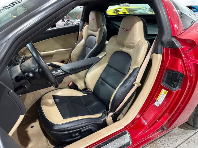 Used 2012 Chevrolet Corvette Coupe w/ 2LT Preferred Equipment Group RWD image 19