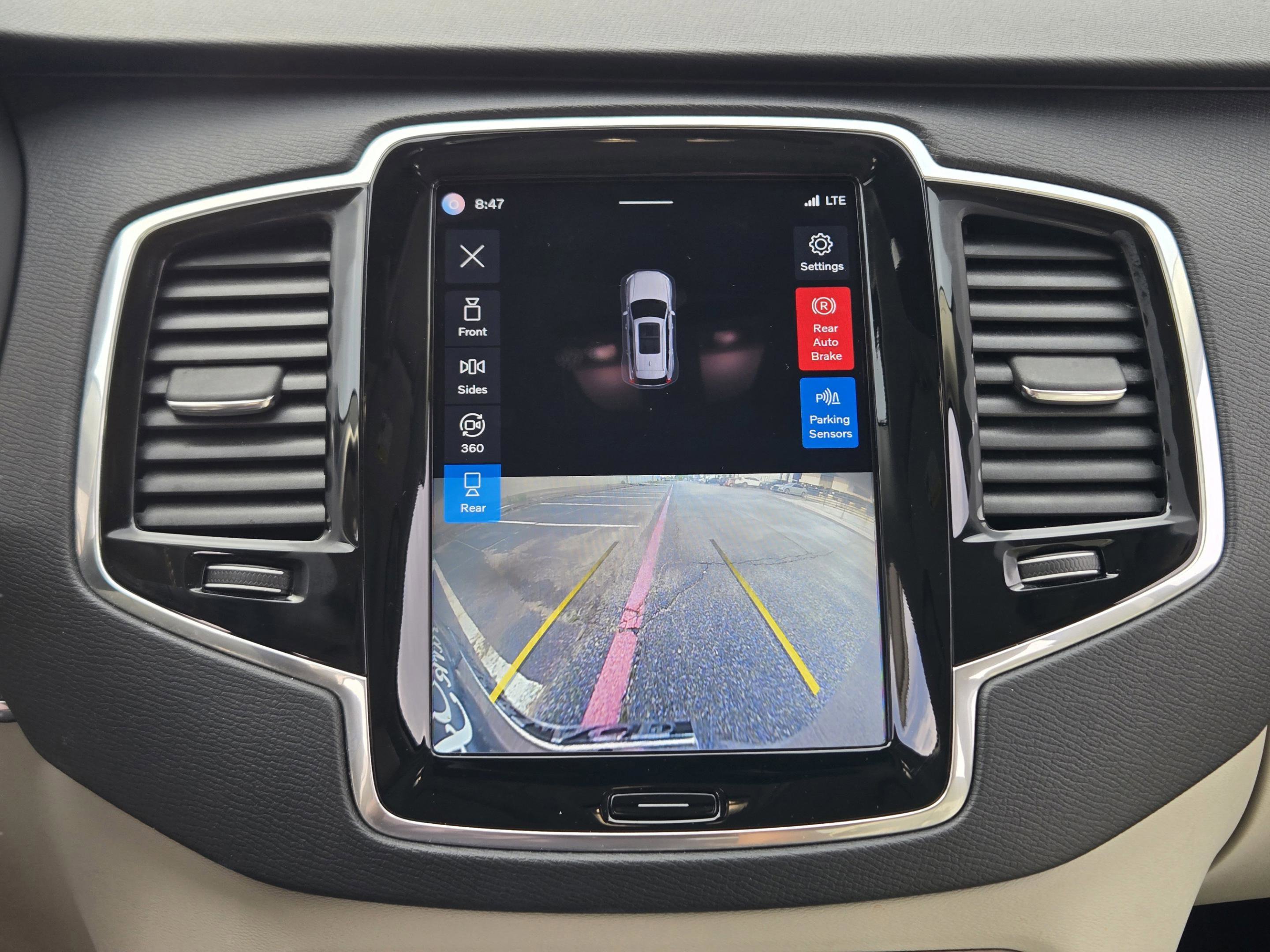 Used 2023 Volvo XC90 T8 Plus w/ Protection Package Premier AWD/4WD image 16