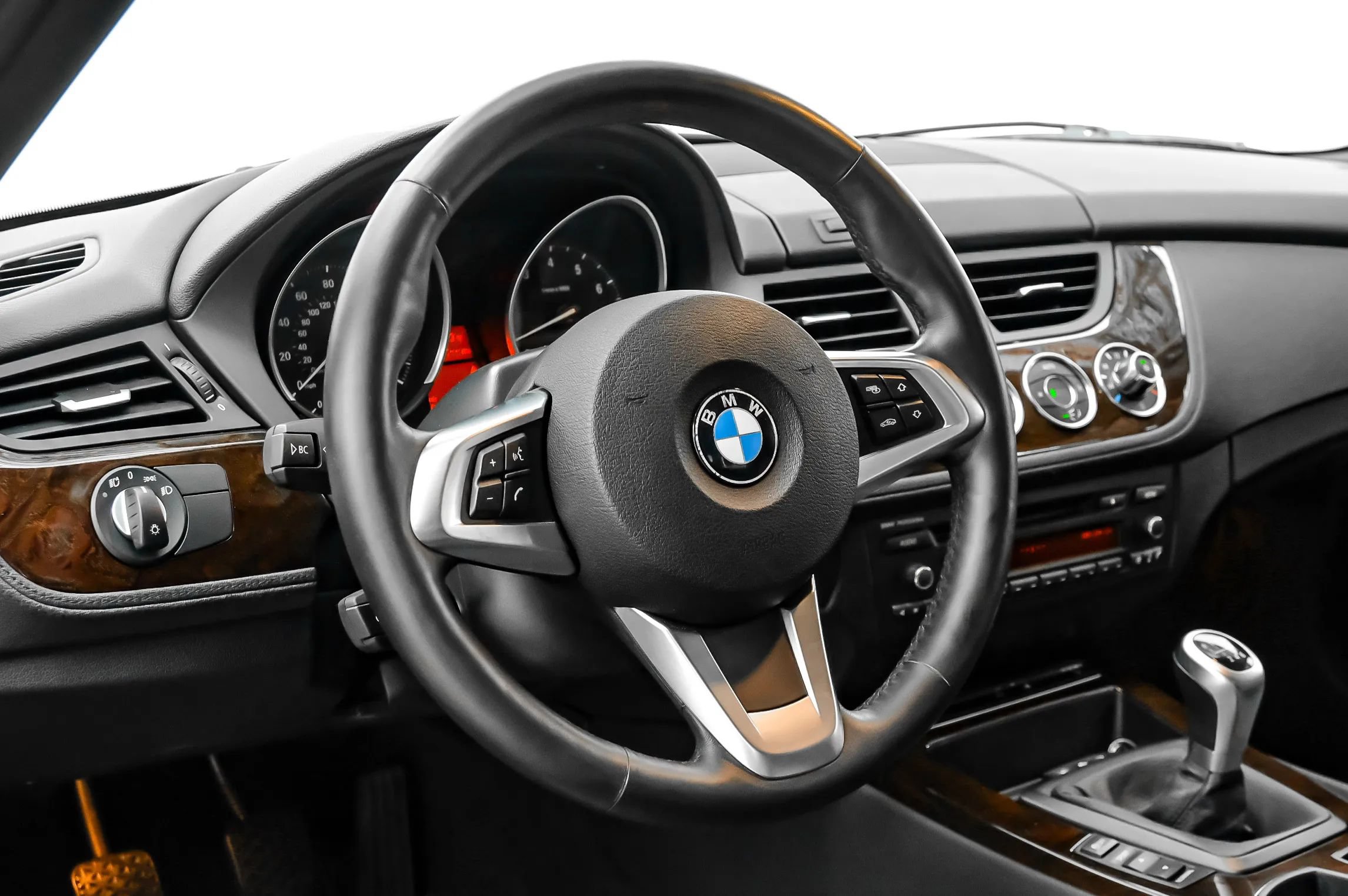 Used 2010 BMW Z4 sDrive30i RWD image 12