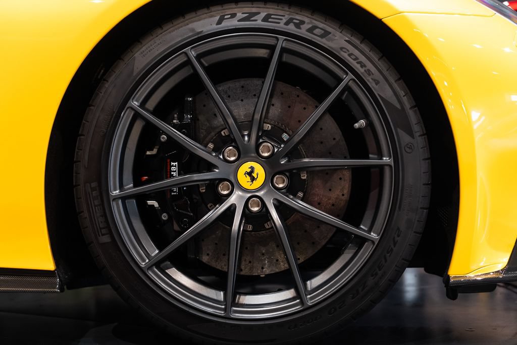 Certified 2016 Ferrari F12tdf RWD image 15