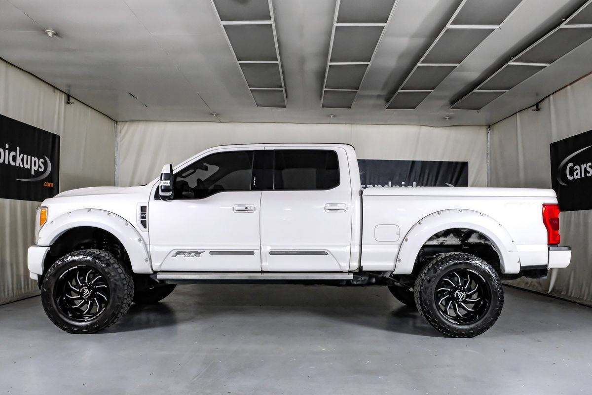 Used 2019 Ford F250 Lariat w/ Lariat Ultimate Package AWD/4WD image 10