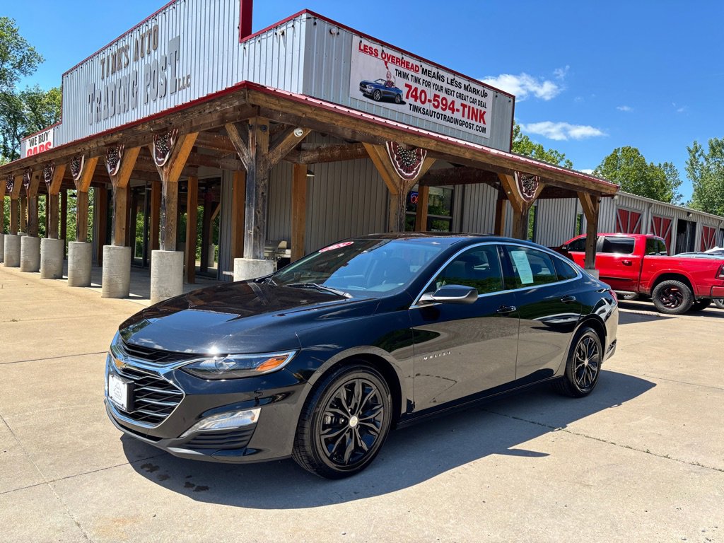 Used 2024 Chevrolet Malibu LT FWD image 1